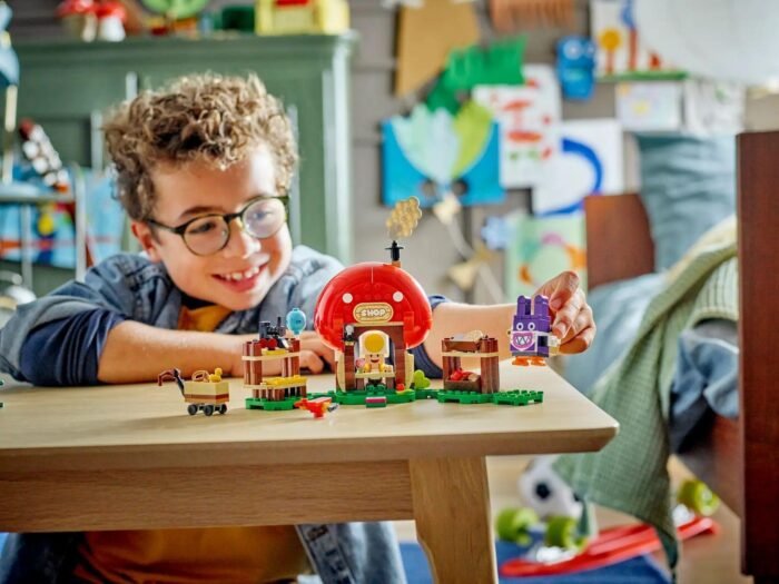 LEGO Super Mario - Nabbit at Toad's Shop Expansion Set - 71429 - Image 4