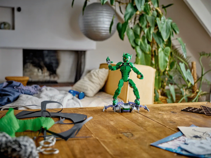 LEGO Marvel - Green Goblin Construction Figure - 76284 - Image 4