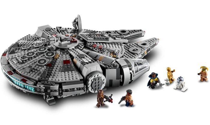 LEGO Star Wars - Milenium Falcon - 75257 - Image 1