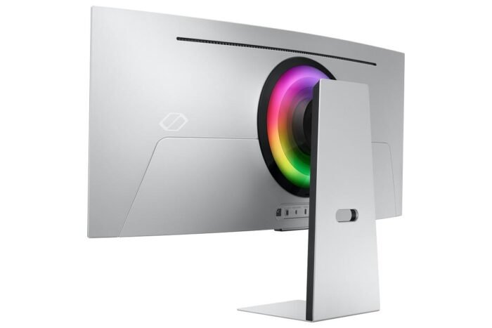Монитор Samsung Odyssey OLED G8 G85SB 34" CURVED 1800R, 175 Hz, 0.1ms GTG, 3440x1440, 2xUSB-C, Mini DP, Micro HDMI, Speakers, Silver - Image 2