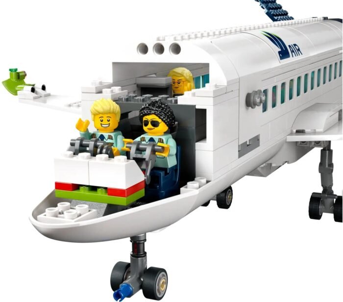 LEGO City - Passenger Airplane - 60367 - Image 7