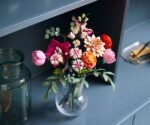 LEGO  Botanicals - Beautiful Pink Flower Bouquet , 10342 - Image 8
