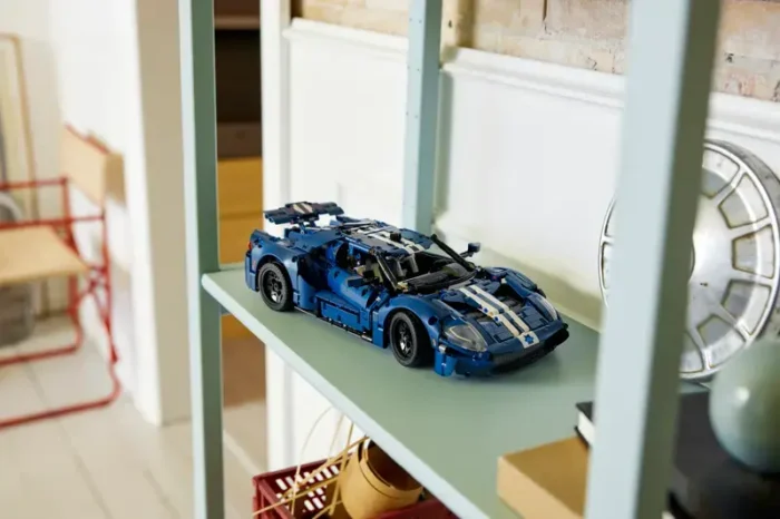 LEGO Technic - Ford GT 2022, 42154 - Image 9