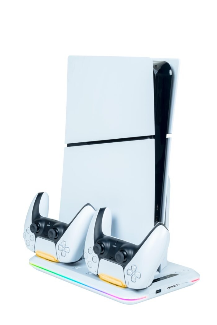 Зарядно и поставка Nacon за Playstation 5 Slim - Image 1